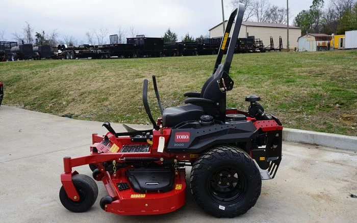 Toro 77299 2000 Series 60" Zero Turn Mower 24.5 HP Kawasaki Engine 6 Toro 77299 2000 Series 60" Zero Turn Mower 24.5 HP Kawasaki Engine - Image 4