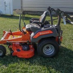Husqvarna Z448 22 HP Kawasaki 48" Zero Turn Mower -Lawn Mowers Sales Shop dsc00731 1