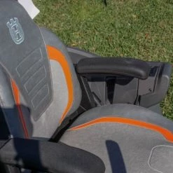 Husqvarna Z448 22 HP Kawasaki 48" Zero Turn Mower -Lawn Mowers Sales Shop dsc00735 1