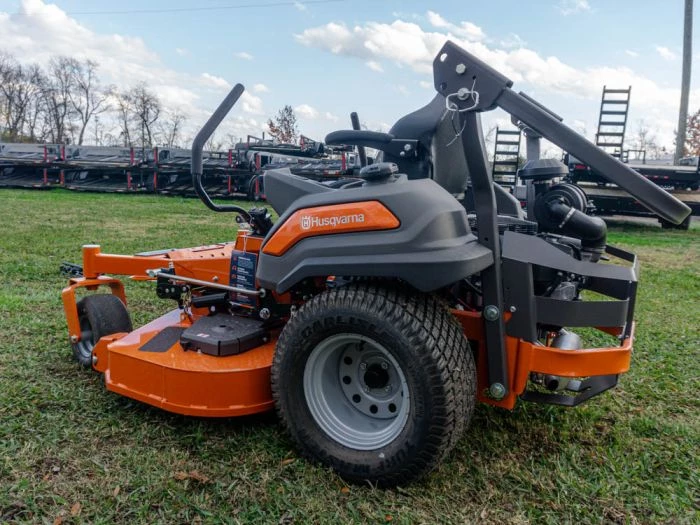 Husqvarna Z560L Zero Turn Mower 60" Deck 27HP Kawasaki 7 Husqvarna Z560L Zero Turn Mower 60" Deck 27HP Kawasaki - Image 5