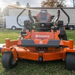Husqvarna Z560L Zero Turn Mower 60" Deck 27HP Kawasaki 22 Husqvarna Z560L Zero Turn Mower 60" Deck 27HP Kawasaki -Lawn Mowers Sales Shop dsc01573 2