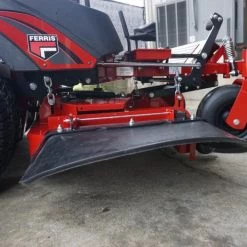 Ferris 5901906 IS600 52" Zero Turn Mower 25HP Briggs -Lawn Mowers Sales Shop dsc03351 2