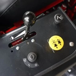 Ferris 5901906 IS600 52" Zero Turn Mower 25HP Briggs -Lawn Mowers Sales Shop dsc03354 2