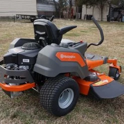 Husqvarna Z248F Zero Turn Lawn Mower 48" Deck 23 HP Kawasaki -Lawn Mowers Sales Shop dsc03713 1