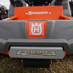 Husqvarna Z248F Zero Turn Lawn Mower 48" Deck 23 HP Kawasaki -Lawn Mowers Sales Shop dsc03715