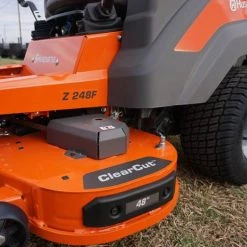 Husqvarna Z248F Zero Turn Lawn Mower 48" Deck 23 HP Kawasaki -Lawn Mowers Sales Shop dsc03717