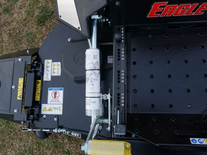 Dixie Chopper 72" Eagle HP 4072VGE 40HP Vanguard BB EFI Zero Turn (2022) 13 Dixie Chopper 72" Eagle HP 4072VGE 40HP Vanguard BB EFI Zero Turn (2022) - Image 11