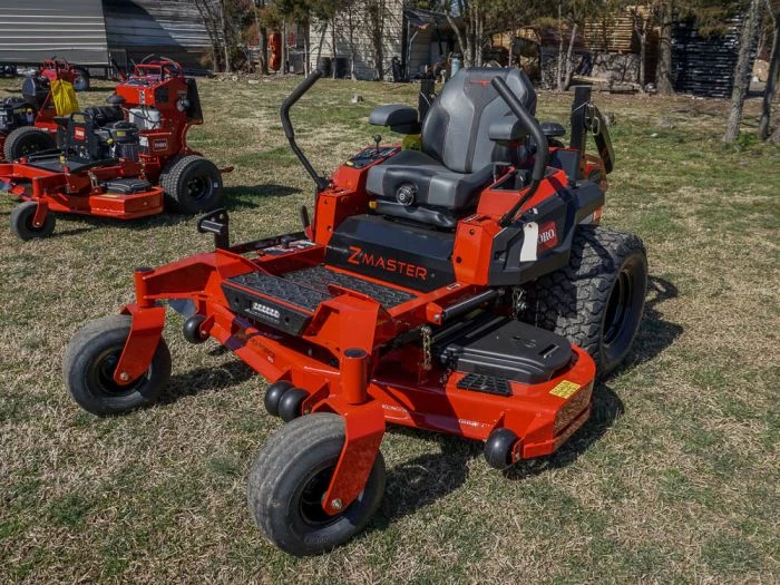 Toro 74054 4000 Series 60" Zero Turn Mower 25.5HP Kawasaki 5 Toro 74054 4000 Series 60" Zero Turn Mower 25.5HP Kawasaki - Image 3