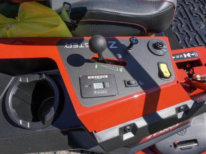 Toro 74054 4000 Series 60" Zero Turn Mower 25.5HP Kawasaki 15 Toro 74054 4000 Series 60" Zero Turn Mower 25.5HP Kawasaki - Image 13