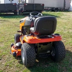Husqvarna YTH24V48 Lawn Mower 48" 24 HP Briggs -Lawn Mowers Sales Shop dsc04925 1