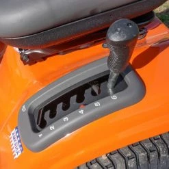 Husqvarna YTH24V48 Lawn Mower 48" 24 HP Briggs -Lawn Mowers Sales Shop dsc04933 1 6