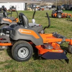 Husqvarna Z254F 54" Zero Turn Lawn Mower 23HP Kawasaki (Scratch and Dent) -Lawn Mowers Sales Shop dsc05454 2