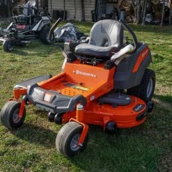 Husqvarna Z254F 54" Zero Turn Lawn Mower 23HP Kawasaki (Scratch and Dent) -Lawn Mowers Sales Shop dsc05459 3