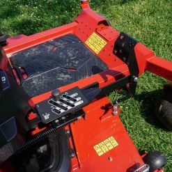Toro 75303 Titan 6000 60" Zero Turn Mower 24.5 HP -Lawn Mowers Sales Shop dsc06797 2