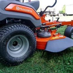 Husqvarna Z454 22 HP Kawasaki 54" Deck Zero Turn Mower -Lawn Mowers Sales Shop dsc06879 2