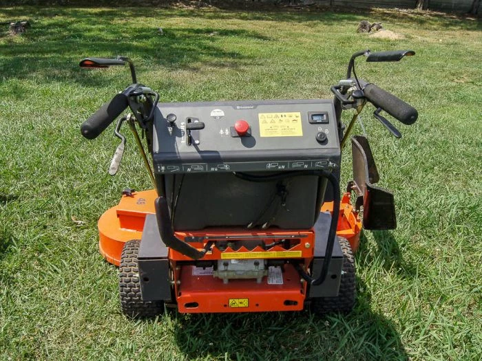 Used Husqvarna W448 48" Walk-Behind Mower 18HP Vanguard - 33.8HRS 6 Used Husqvarna W448 48" Walk-Behind Mower 18HP Vanguard - 33.8HRS - Image 4
