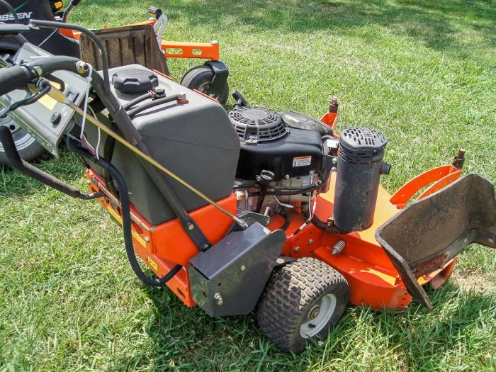 Used Husqvarna W448 48" Walk-Behind Mower 18HP Vanguard - 33.8HRS 8 Used Husqvarna W448 48" Walk-Behind Mower 18HP Vanguard - 33.8HRS - Image 6