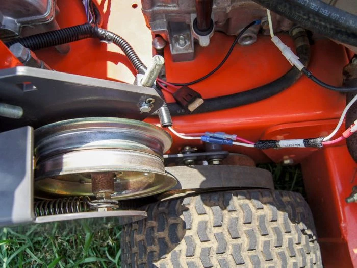 Used Husqvarna W448 48" Walk-Behind Mower 18HP Vanguard - 33.8HRS 11 Used Husqvarna W448 48" Walk-Behind Mower 18HP Vanguard - 33.8HRS - Image 9