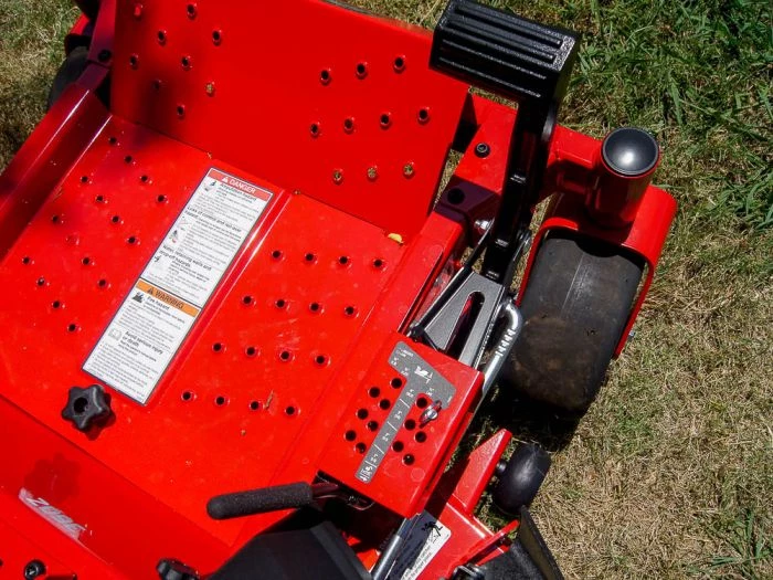 Snapper (2691651) 360Z 42" Zero Turn Mower 23HP Briggs Engine 17 Snapper (2691651) 360Z 42" Zero Turn Mower 23HP Briggs Engine - Image 15