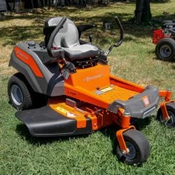 Husqvarna Z242F 42" Zero Turn Mower 21.5HP Kawasaki -Lawn Mowers Sales Shop dsc07998 1