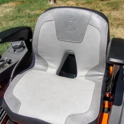 Husqvarna Z242F 42" Zero Turn Mower 21.5HP Kawasaki -Lawn Mowers Sales Shop dsc08001