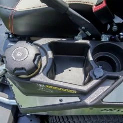 Dixie Chopper BlackHawk 2460KW 60" Zero Turn Mower Kawasaki (2022) 28 Dixie Chopper BlackHawk 2460KW 60" Zero Turn Mower Kawasaki (2022) -Lawn Mowers Sales Shop dsc08319 1