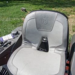 Husqvarna Z242F Kawasaki Zero Turn Lawn Mower 18HP Kawasaki -Lawn Mowers Sales Shop dsc08677 5