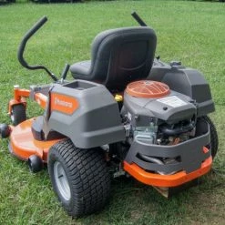 Husqvarna Z246 46" Zero Turn Lawn Mower 20HP Briggs -Lawn Mowers Sales Shop dsc09239 1