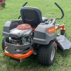 Husqvarna Z246 46" Zero Turn Lawn Mower 20HP Briggs -Lawn Mowers Sales Shop dsc09240 1
