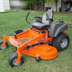 Husqvarna MZ61 Zero Turn Mower 61" Deck 27 HP Briggs & Stratton (Scratch and Dent) 21 Husqvarna MZ61 Zero Turn Mower 61" Deck 27 HP Briggs & Stratton (Scratch and Dent) -Lawn Mowers Sales Shop dsc09271 1