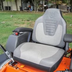 Husqvarna MZ61 Zero Turn Mower 61" Deck 27 HP Briggs & Stratton (Scratch and Dent) 26 Husqvarna MZ61 Zero Turn Mower 61" Deck 27 HP Briggs & Stratton (Scratch and Dent) -Lawn Mowers Sales Shop dsc09276 4