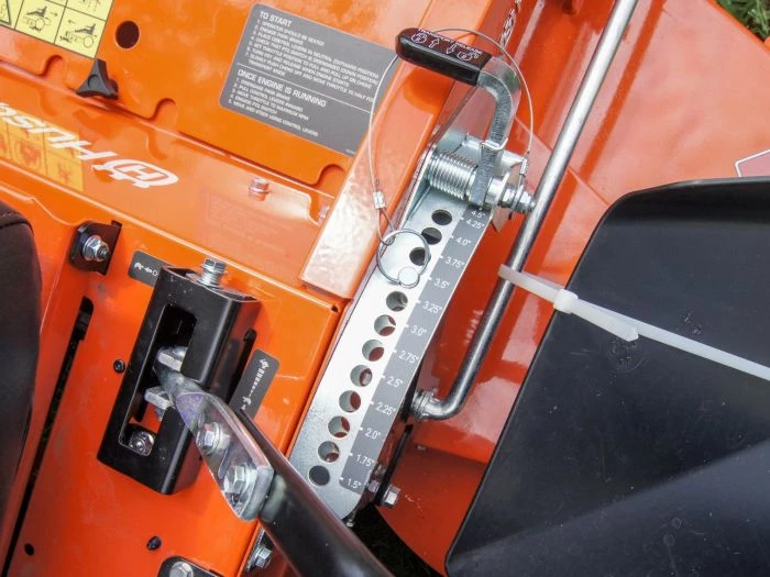 Husqvarna MZ61 Zero Turn Mower 61" Deck 27 HP Briggs & Stratton (Scratch and Dent) 18 Husqvarna MZ61 Zero Turn Mower 61" Deck 27 HP Briggs & Stratton (Scratch and Dent) - Image 16