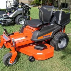 Simplicity Courier 52" Zero Turn Lawn Mower 25HP Briggs -Lawn Mowers Sales Shop dsc09623