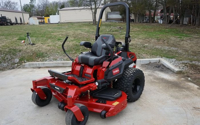 Toro 74055 4000 Series MyRide HDX 60" Zero Turn 31 HP Kawasaki 6 Toro 74055 4000 Series MyRide HDX 60" Zero Turn 31 HP Kawasaki - Image 4