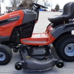 Husqvarna YTH24V54 Lawn Tractor Mower 54" 24 hp Briggs -Lawn Mowers Sales Shop p1010316