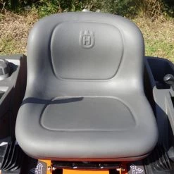 Husqvarna Z246 Zero Turn Lawn Mower 46" 20 HP Briggs & Stratton (scratch & dent) -Lawn Mowers Sales Shop p1330239edited 3