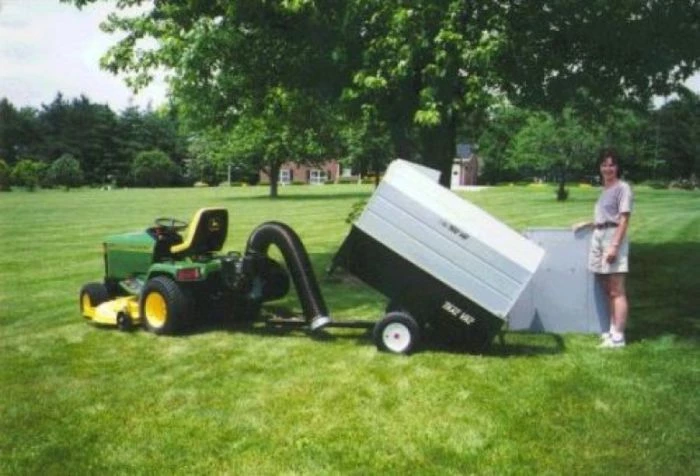 Trac Vac 860 Lawn Mower Bagger Vacuum 3 Point Hitch 8 hp Briggs 4 Trac Vac 860 Lawn Mower Bagger Vacuum 3 Point Hitch 8 hp Briggs - Image 2