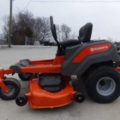 Husqvarna Z254 Zero Turn Lawn Mower 54" Deck 24 hp Briggs (Scratch and Dent) 34 Husqvarna Z254 Zero Turn Lawn Mower 54" Deck 24 hp Briggs (Scratch and Dent) -Lawn Mowers Sales Shop z254 7