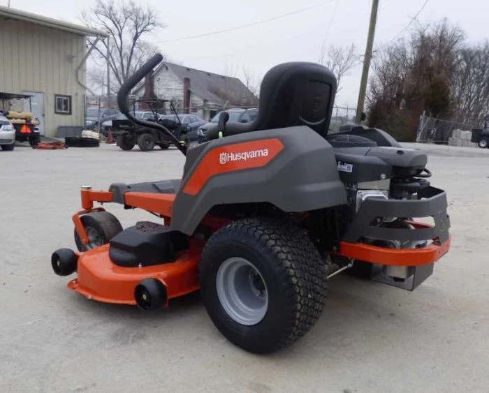 Husqvarna Z254 Zero Turn Lawn Mower 54" Deck 24 hp Briggs (Scratch and Dent) 8 Husqvarna Z254 Zero Turn Lawn Mower 54" Deck 24 hp Briggs (Scratch and Dent) - Image 6